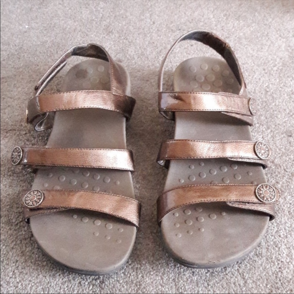 Vionic Bronze Cathy 9 - image 1